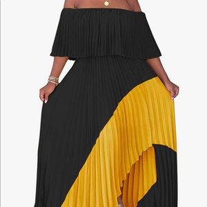 Off Shoulder Pleated Black Yellow Dress size Medium
